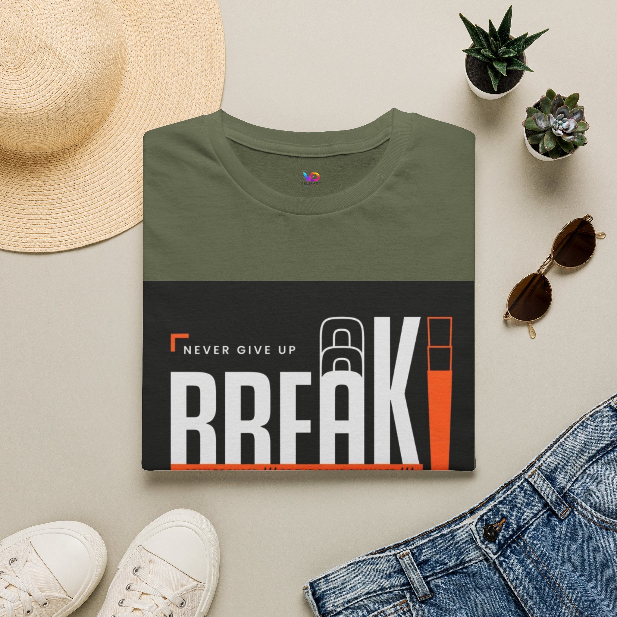 Break the Limit T-Shirt — “Never Give Up, Break” Motivational Graphic Tee