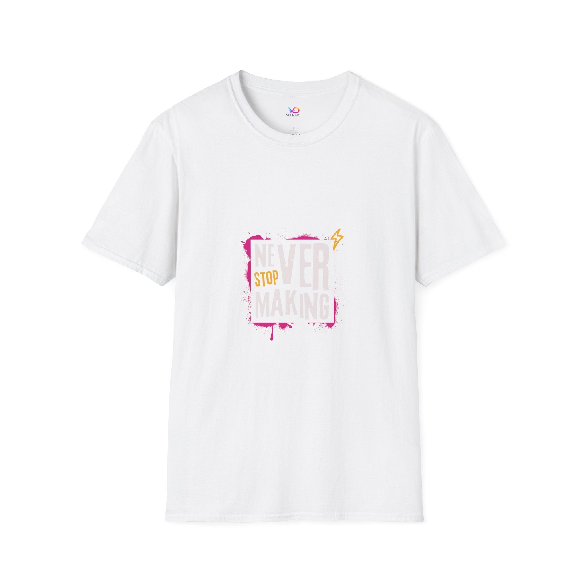 T-Shirt — "Never Stop Dreaming" Graphic Tee (Pink Brushstroke Lightning)