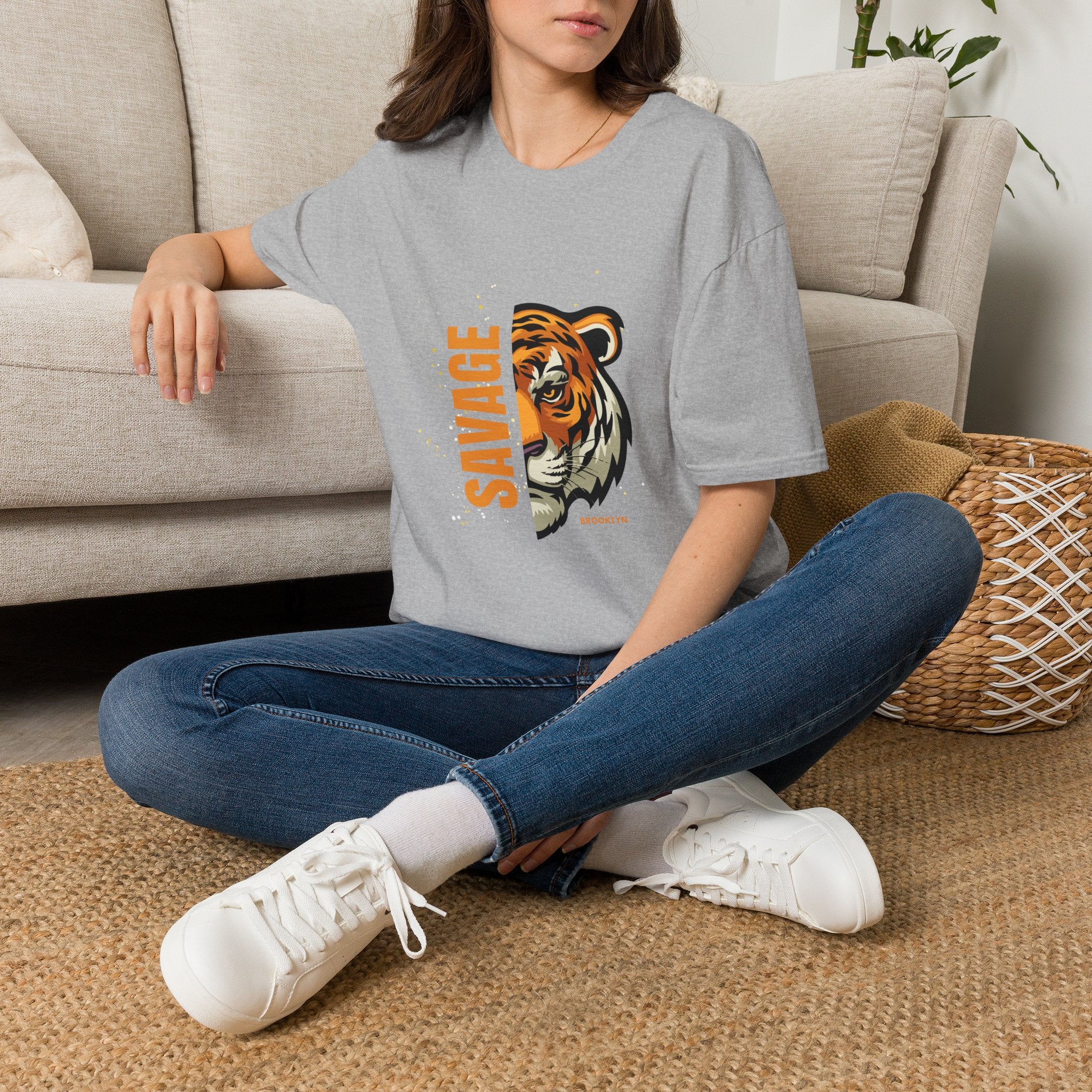 Savage Tiger Graphic T-Shirt — Bold Vintage Tiger Face Tee