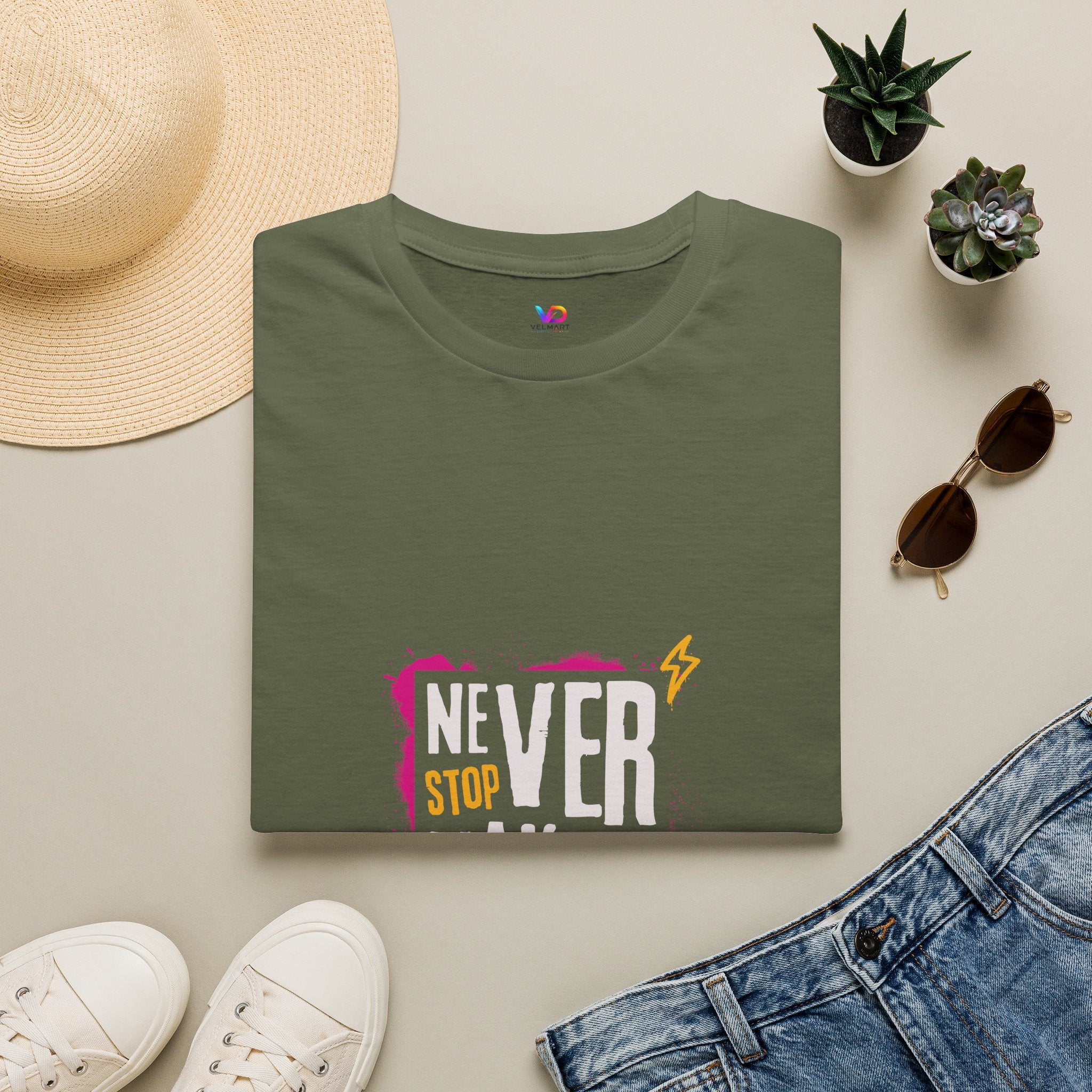 T-Shirt — "Never Stop Dreaming" Graphic Tee (Pink Brushstroke Lightning)