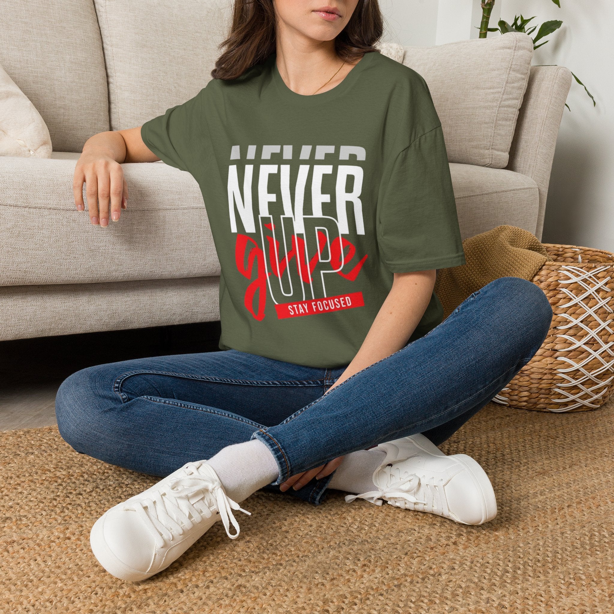 Never Give Up T-Shirt — Motivational Graphic Tee (Stay Focused)