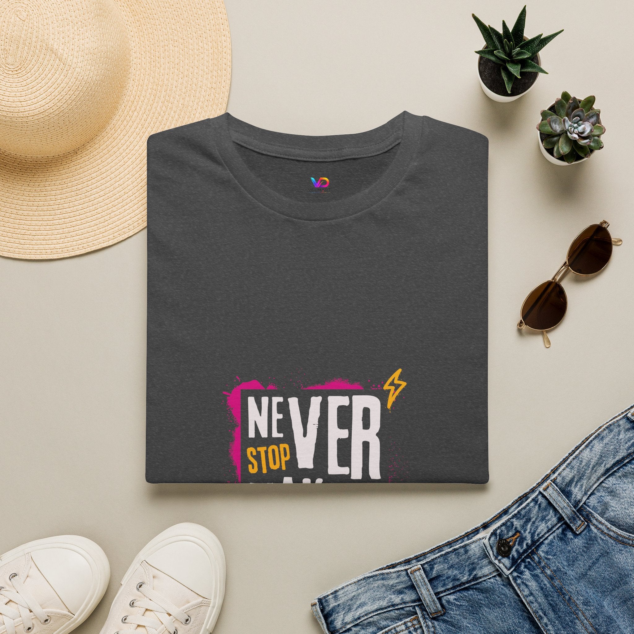 T-Shirt — "Never Stop Dreaming" Graphic Tee (Pink Brushstroke Lightning)
