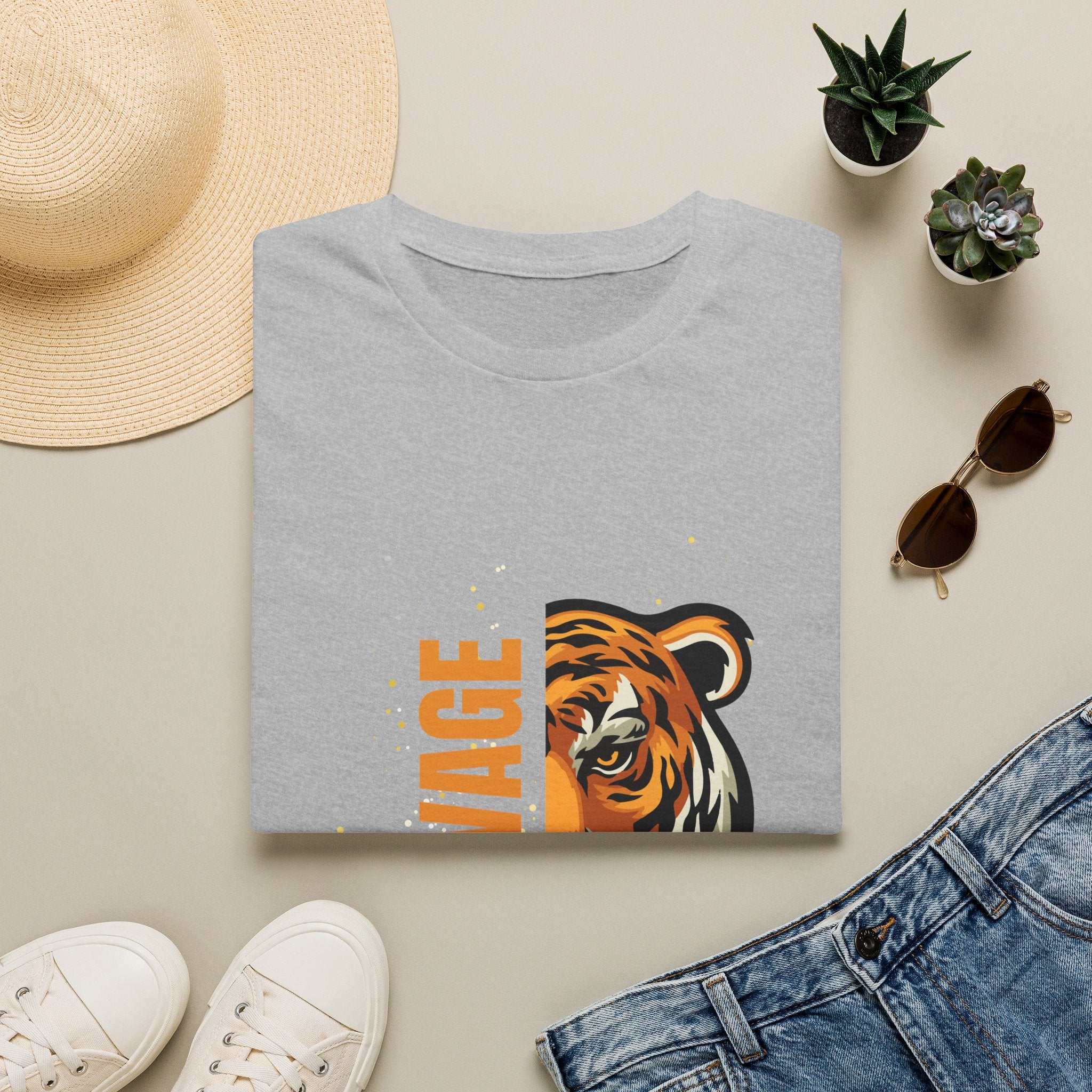 Savage Tiger Graphic T-Shirt — Bold Vintage Tiger Face Tee