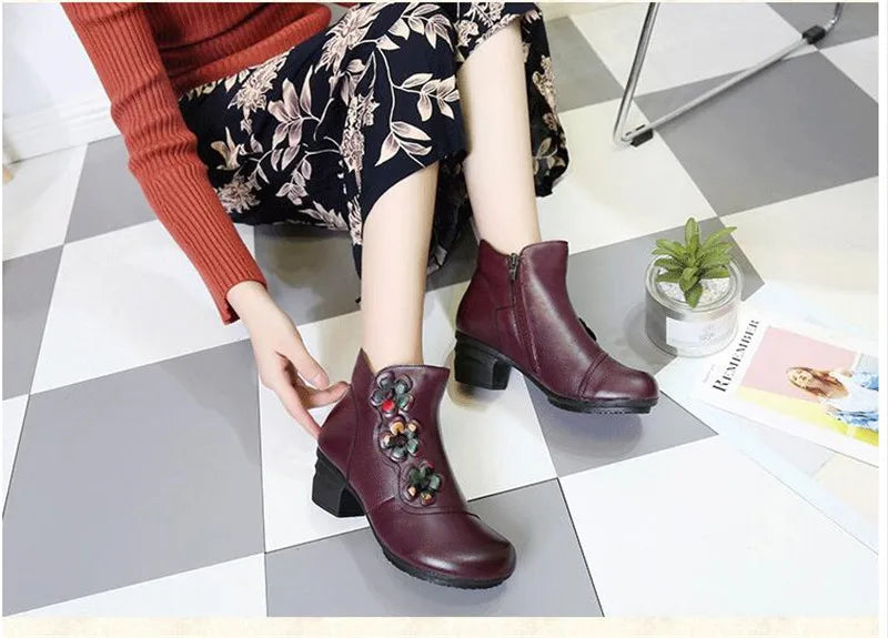 YAERNI Autumn Winter Shoes Woman Cow Leather Flower Shoes Comfort Med Heel Ankle Boots Genuine Leather Fashion Shoes women