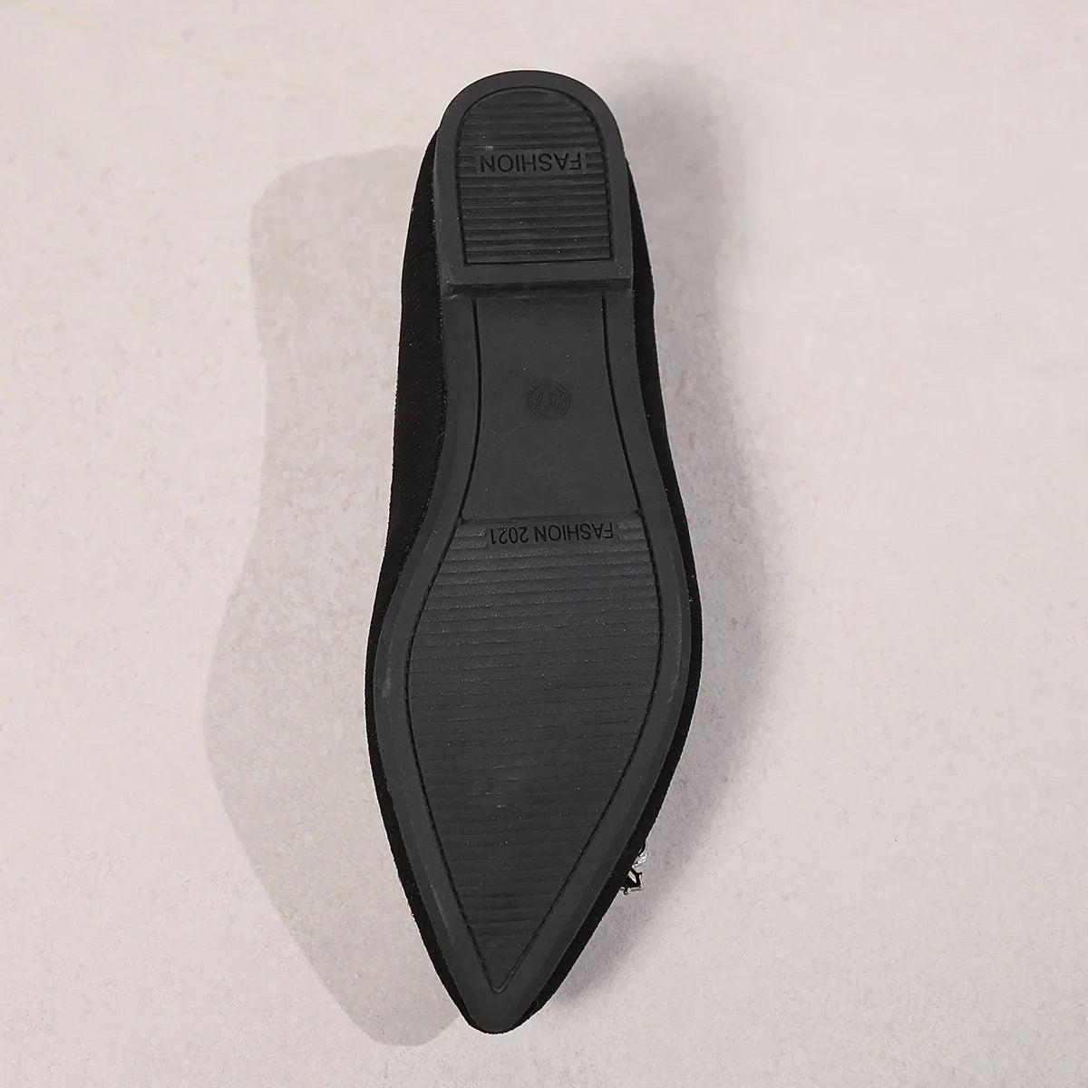 2024 New Spring and Autumn Flat Shoes Women's Shoes Pointed Diamond Metal Square Buckle Single Shoes